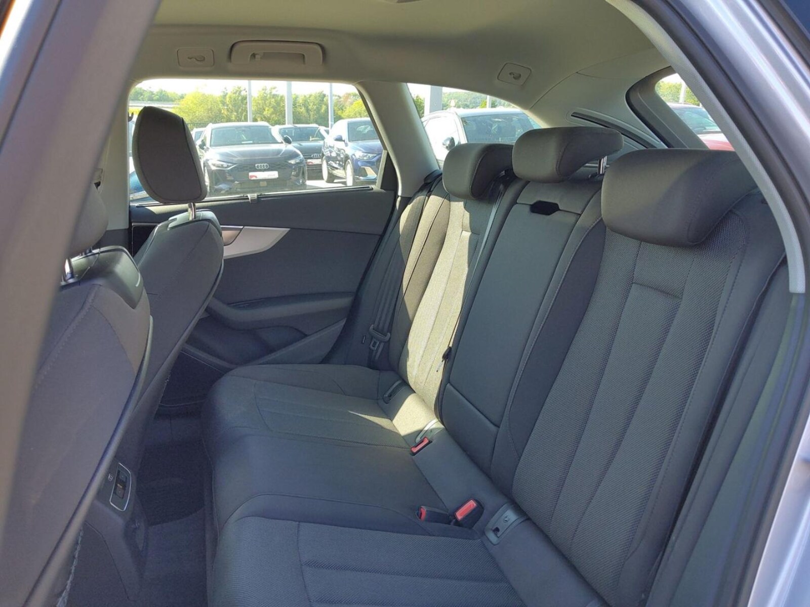 Audi A4 Avant – Bild 13