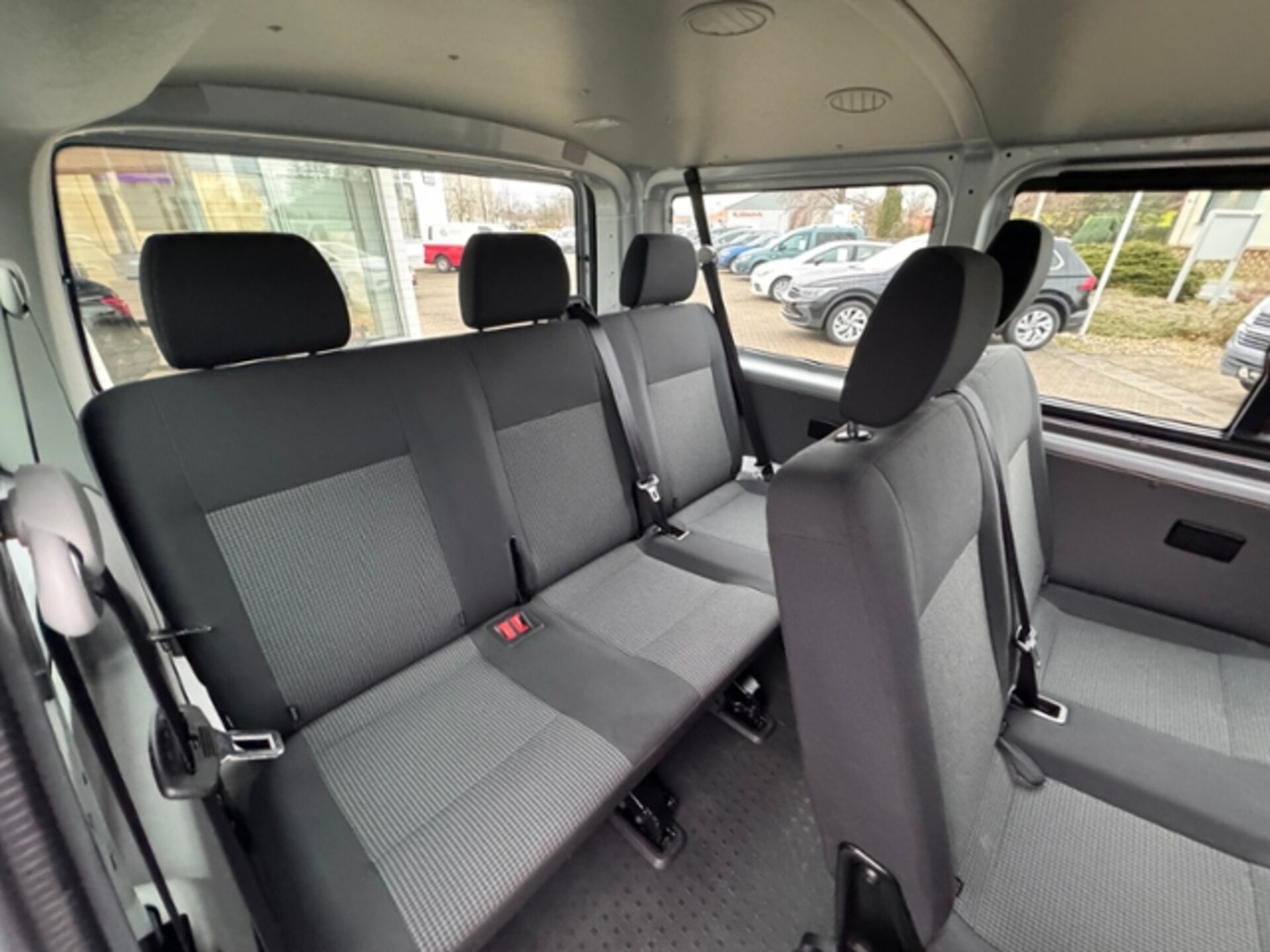 Volkswagen T6.1 Transporter Kombi kurzer Radstand