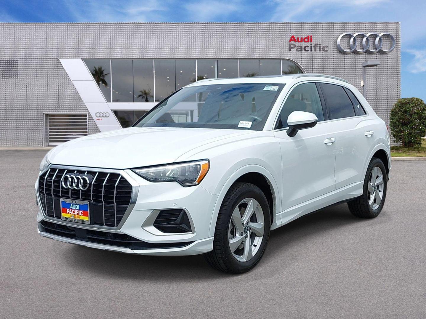 2019 Audi Q3 Premium