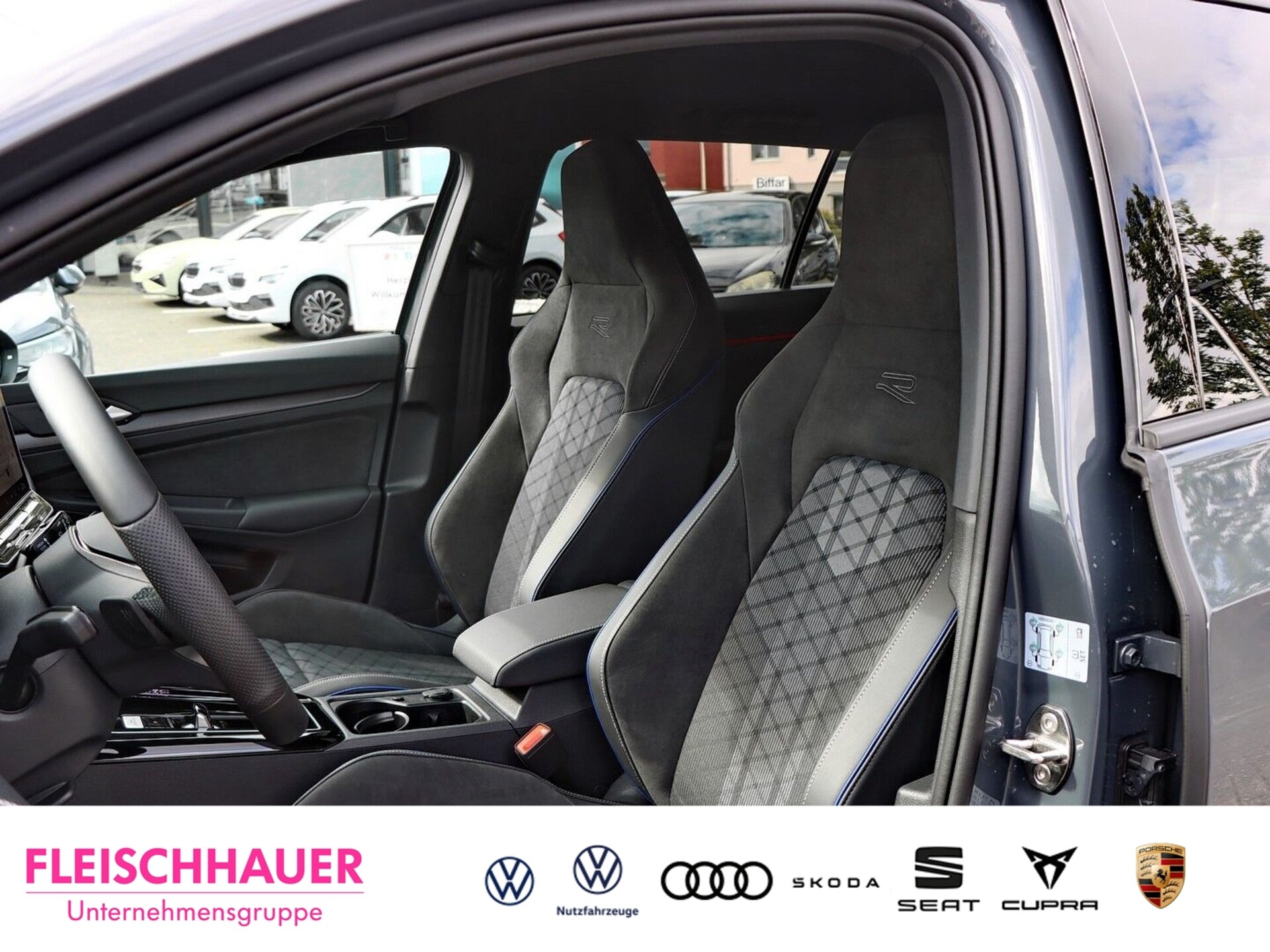Volkswagen Golf Variant R-Line