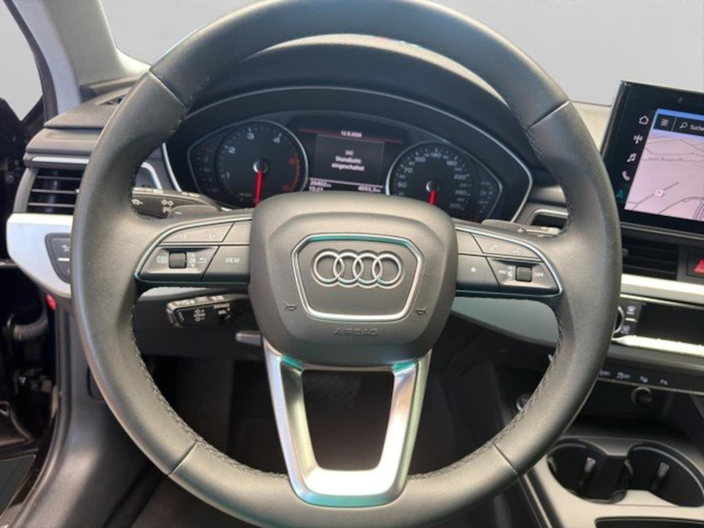 Bild über Audi A4 Avant 35 TDI S tronic - für weitere Informationen kontaktieren Sie den Audi Partner