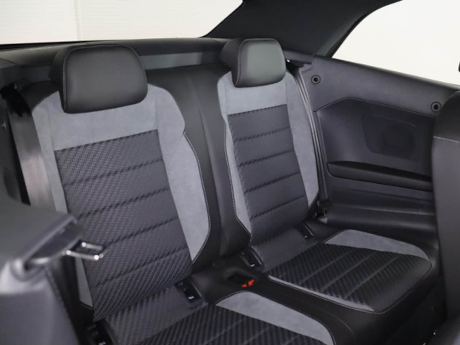 Volkswagen T-Roc Cabriolet – Bild 11