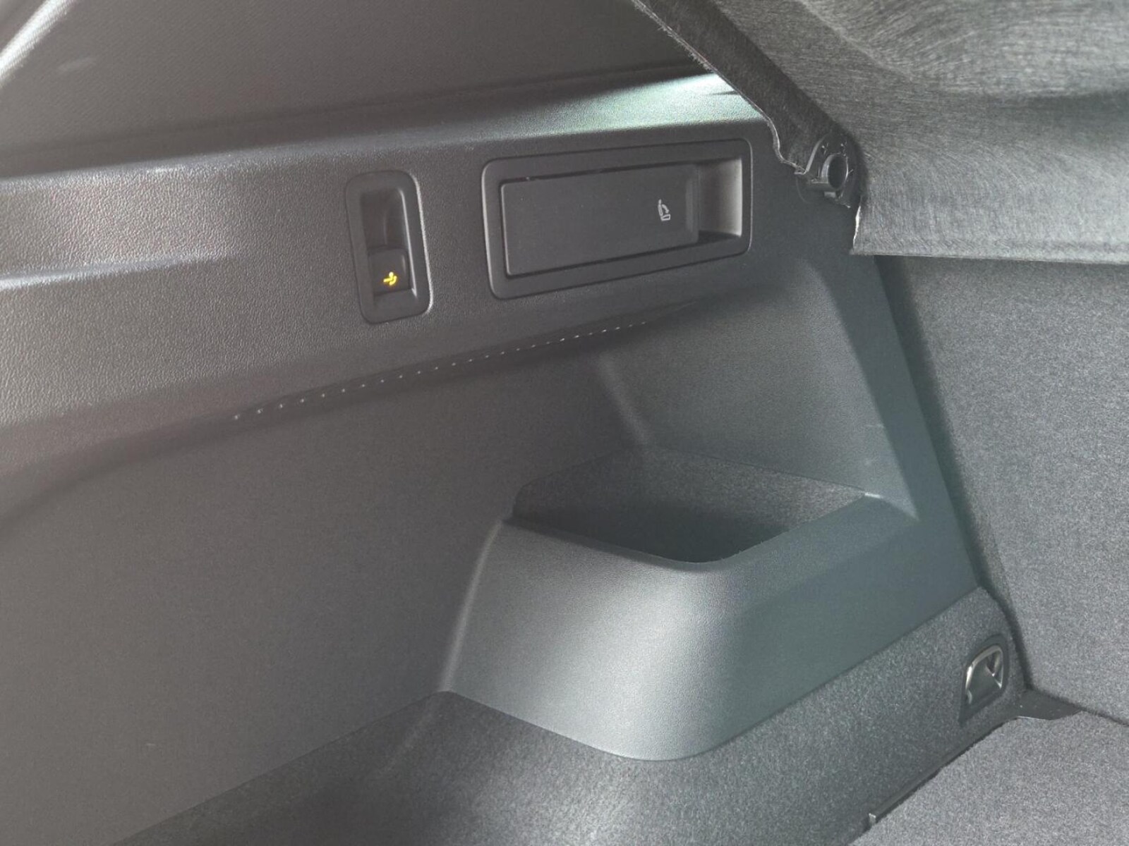 Volkswagen Tiguan – Bild 15