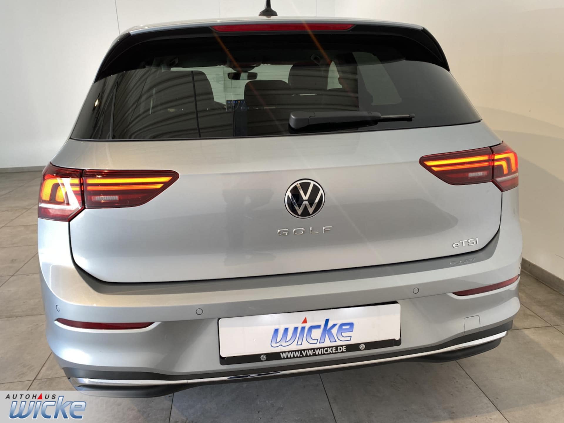 Volkswagen Golf Style