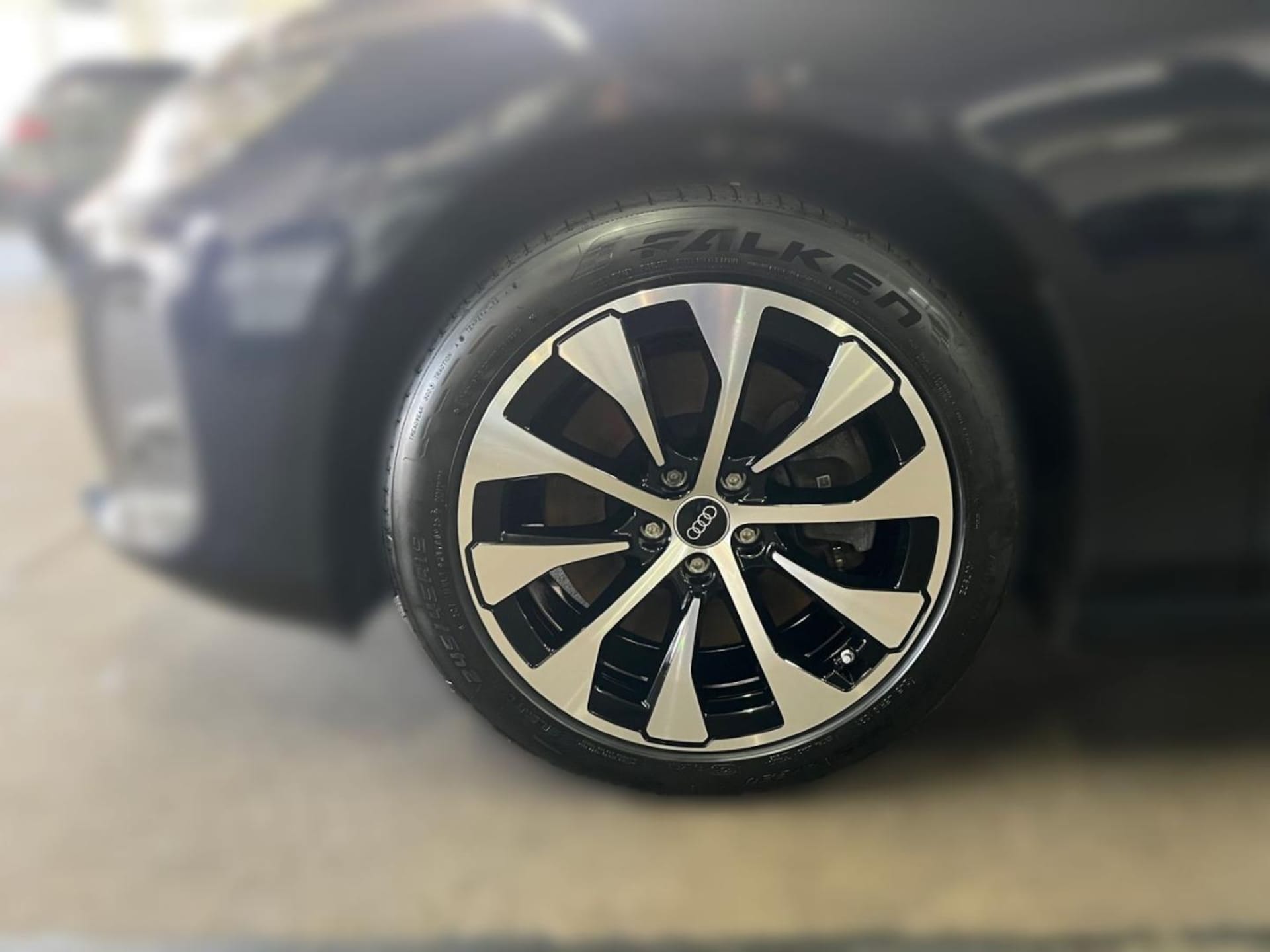 Audi A6 Avant