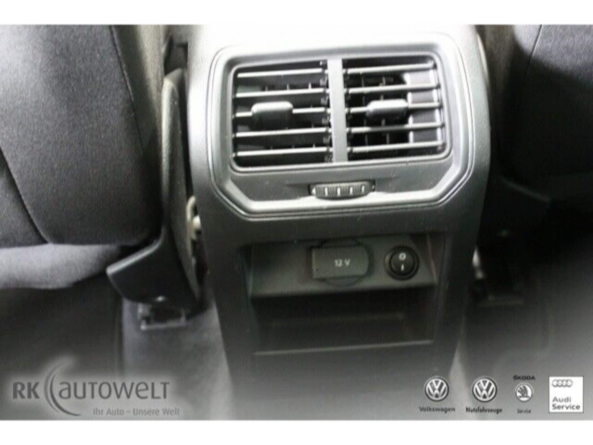Volkswagen Golf Sportsvan Highline