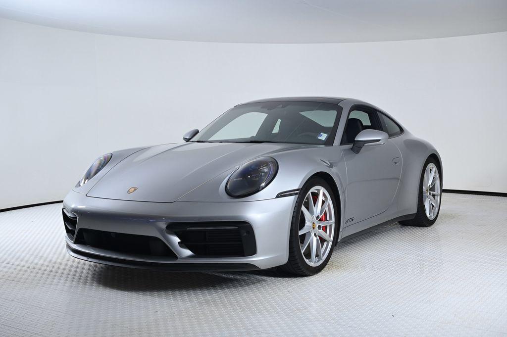 2024 Porsche 911 Carrera 4 GTS Coupe's photo