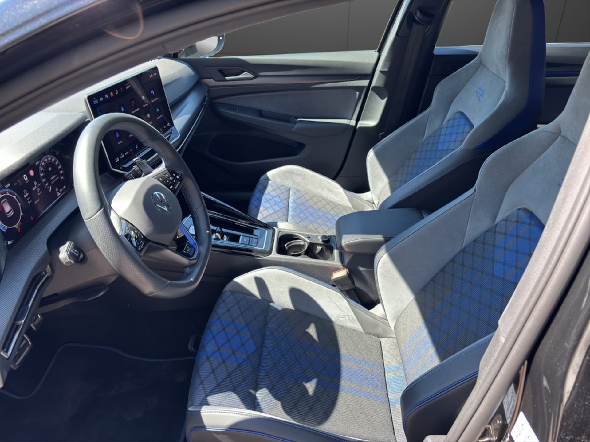 Volkswagen Golf R Black Edition