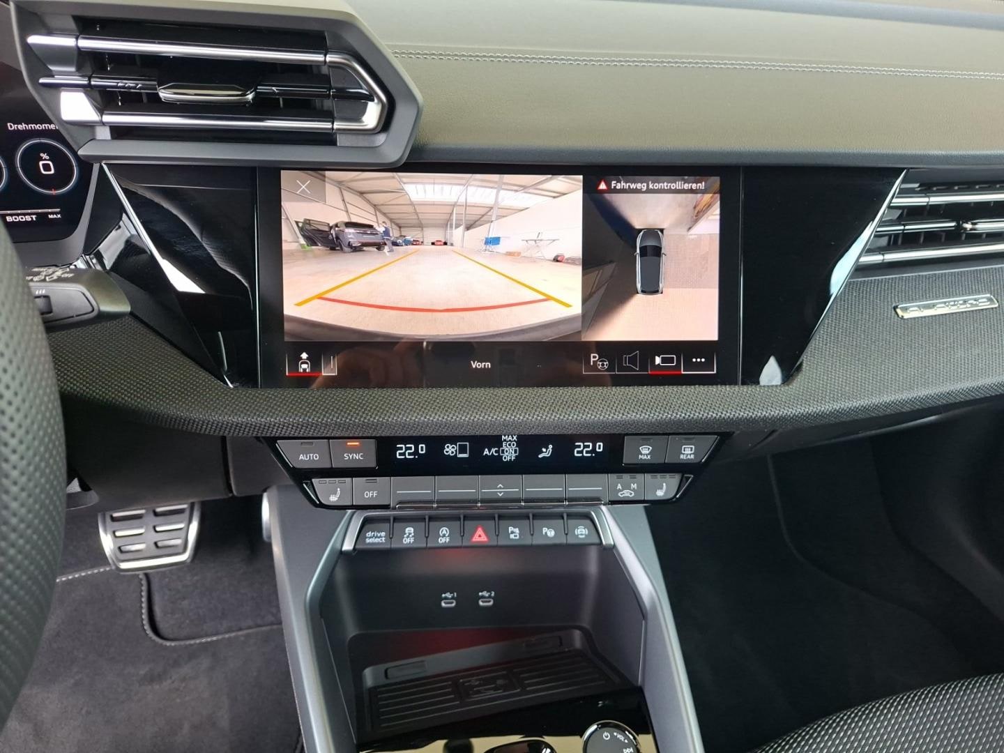 Bild über Audi S3 Sportback TFSI quattro S tronic - für weitere Informationen kontaktieren Sie den Audi Partner