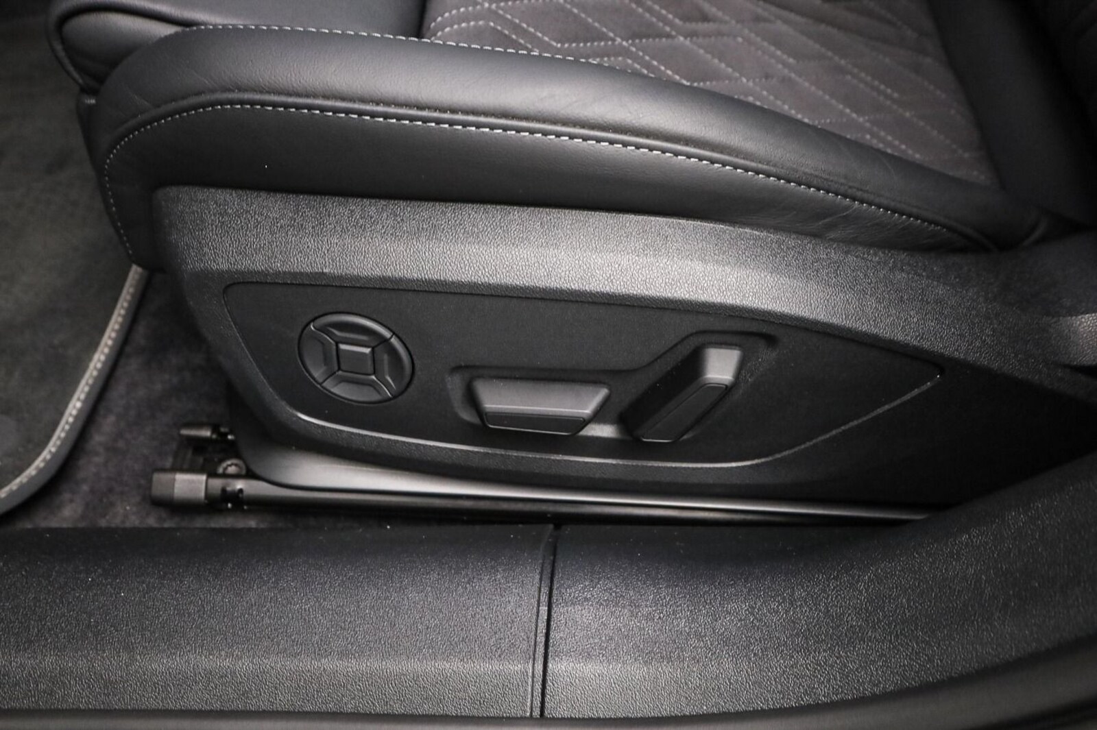 Audi S5 Limousine – Bild 20