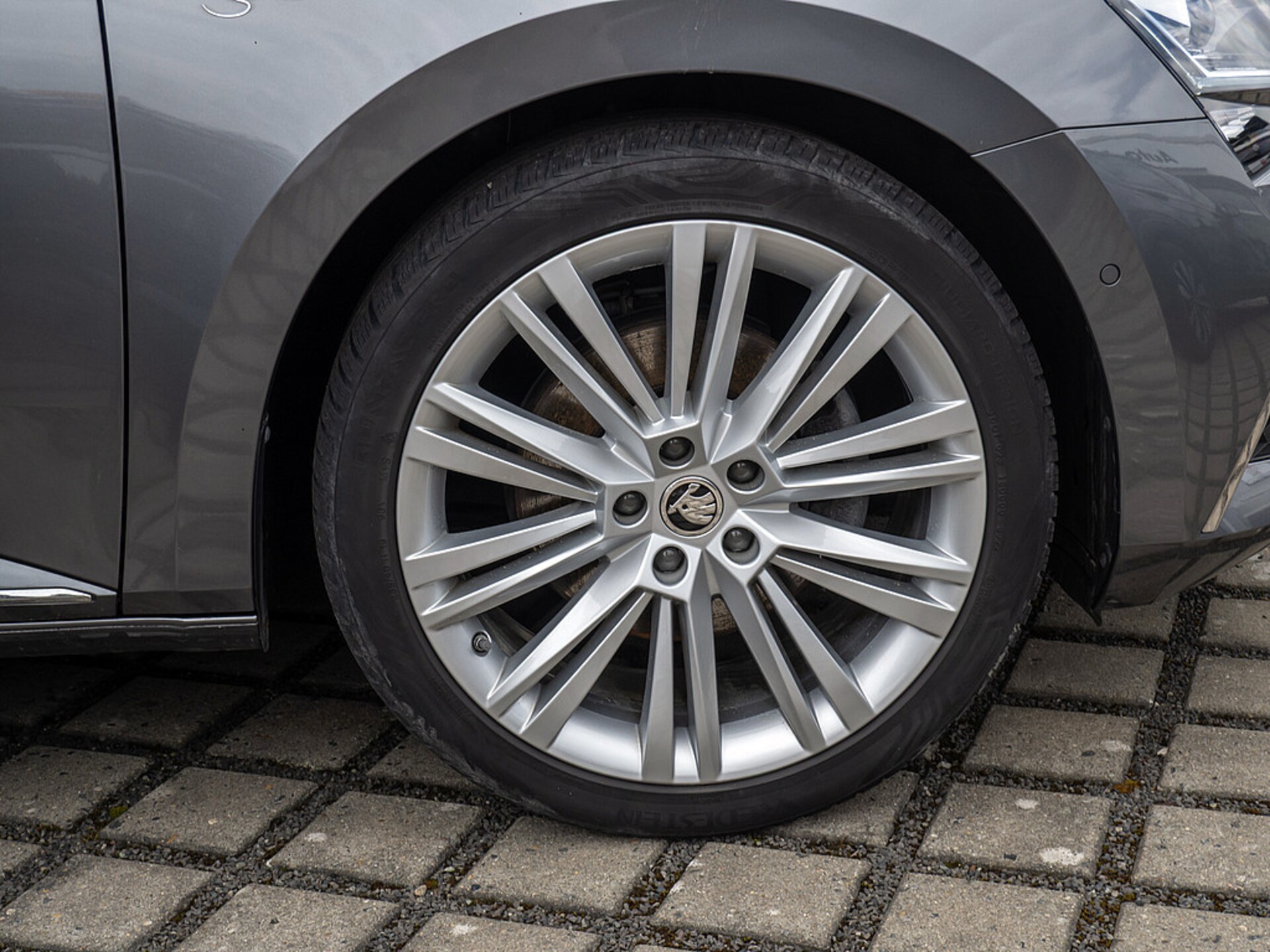 Skoda Superb Combi Laurin & Klement