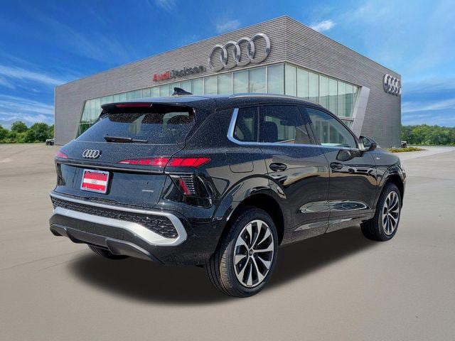 2026 Audi Q3 Base - Photo 5