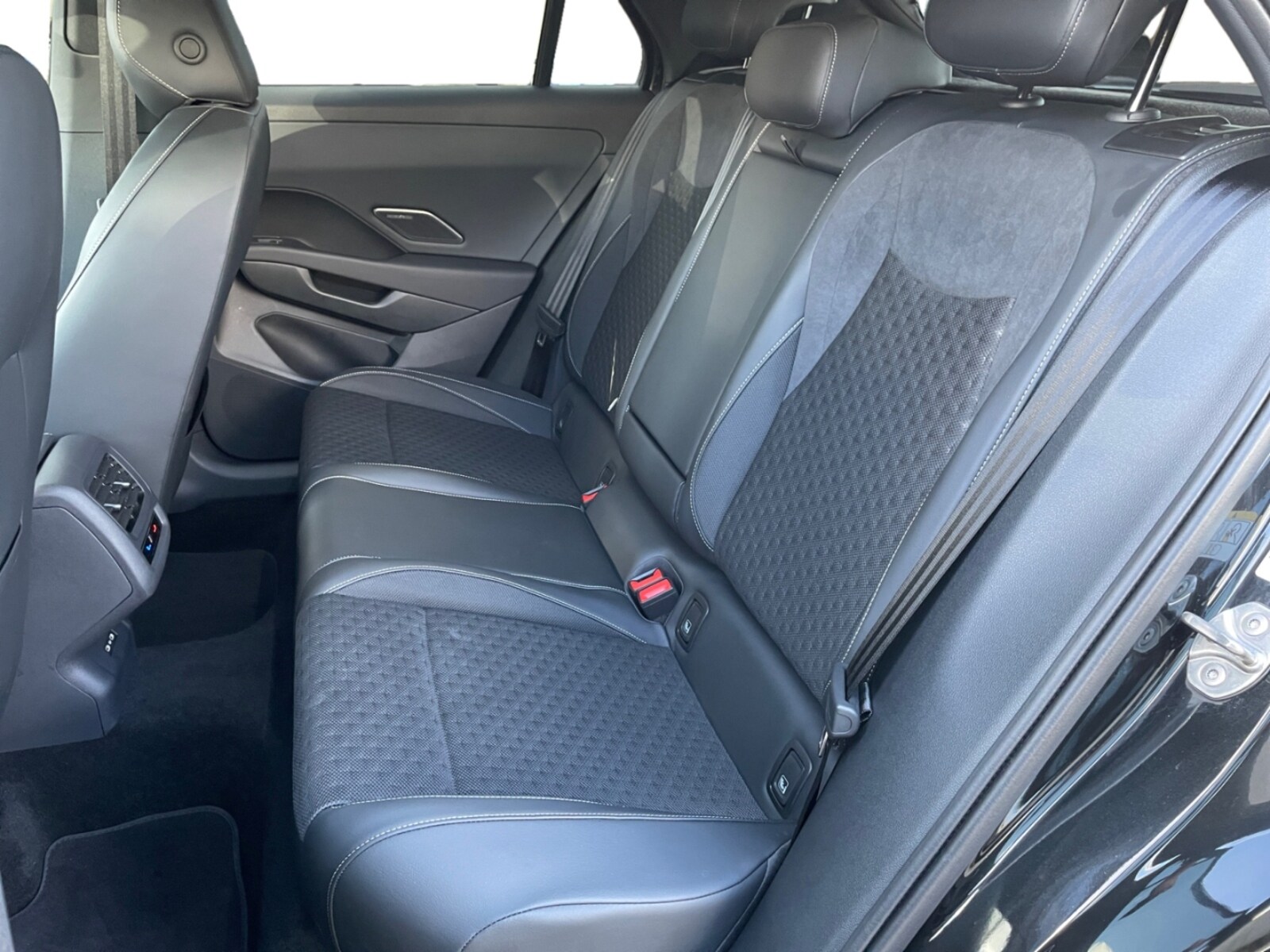 Volkswagen T-Roc – Bild 15