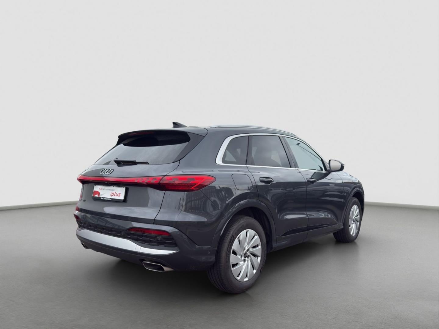 Bild über Audi Q5 SUV TFSI 150 kW S tronic - für weitere Informationen kontaktieren Sie den Audi Partner