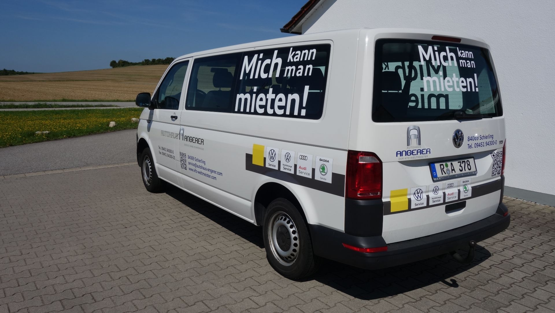 Volkswagen T6 Transporter Kombi langer Radstand