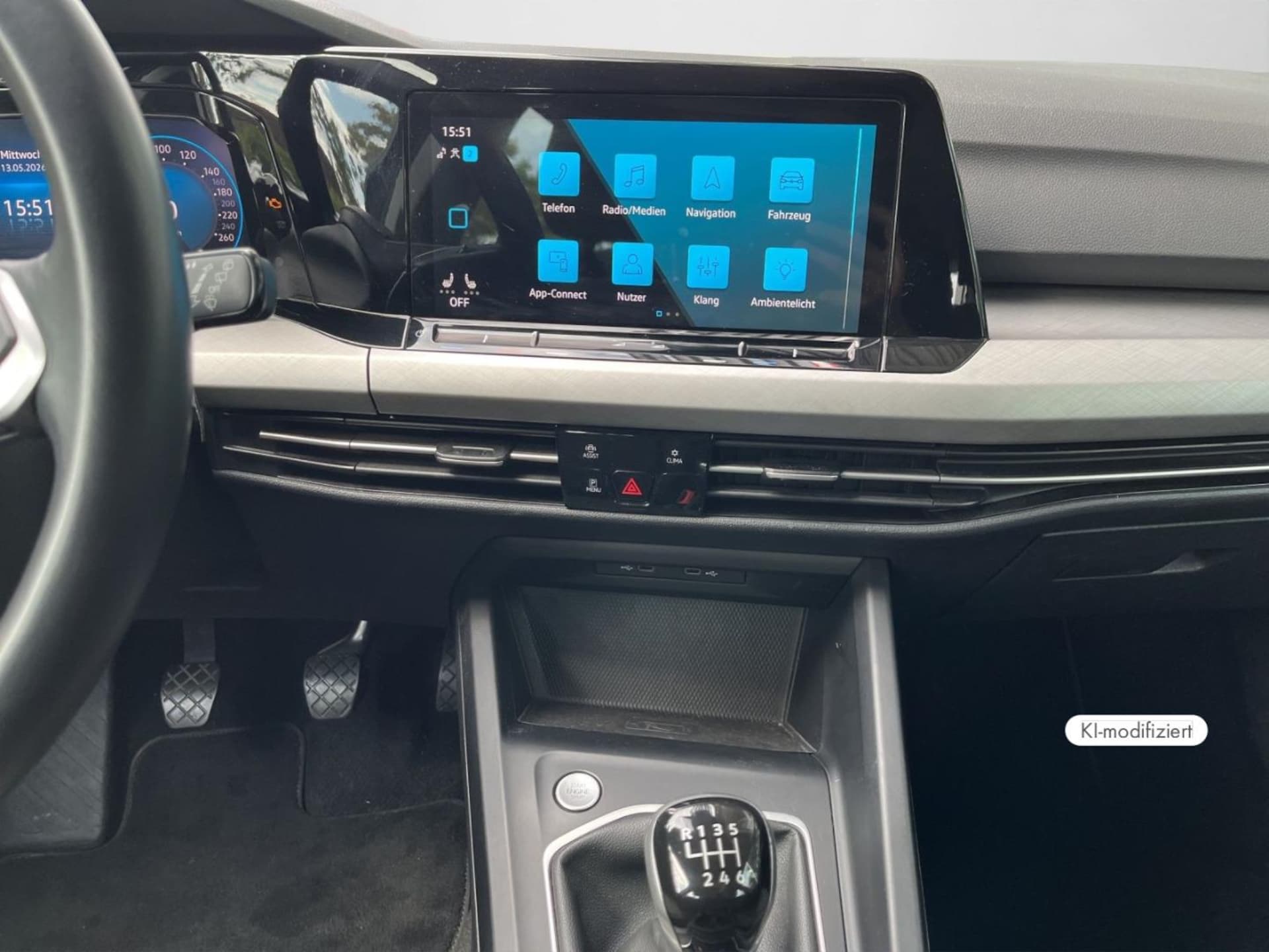 Volkswagen Golf Life