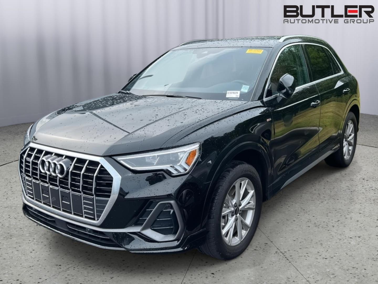 2025 Audi Q3 45 TFSI S Line Premium Plus quattro's photo