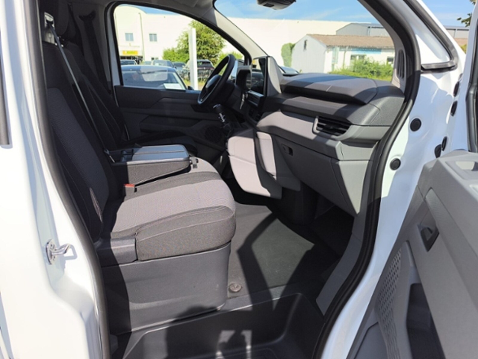 Volkswagen Transporter Kasten langer Radstand – Bild 21