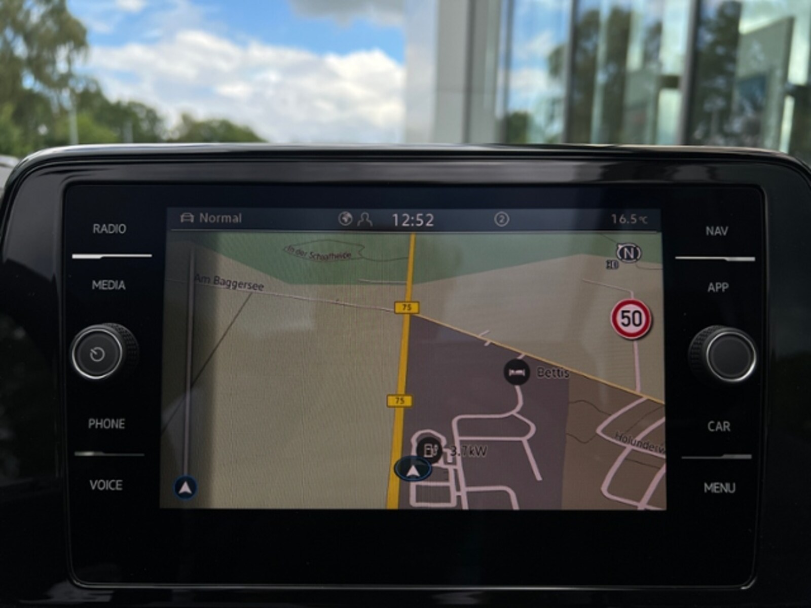 Volkswagen T-Roc Cabriolet – Bild 11