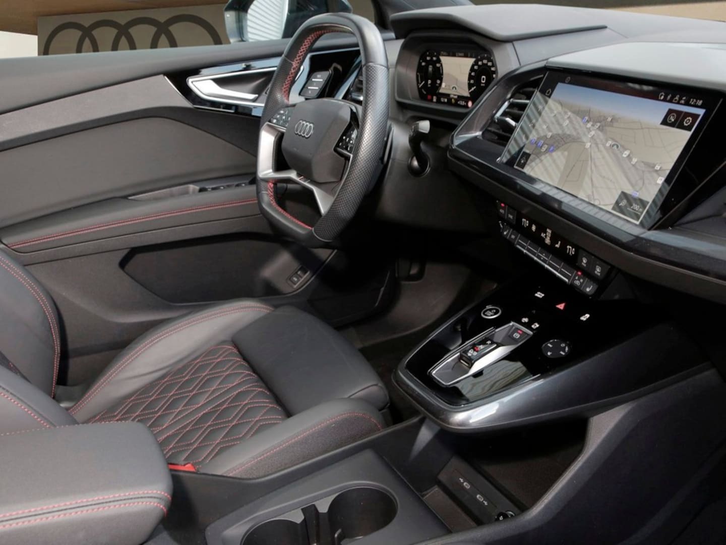 Bild über Audi Q4 e-tron 50 e-tron quattro - für weitere Informationen kontaktieren Sie den Audi Partner