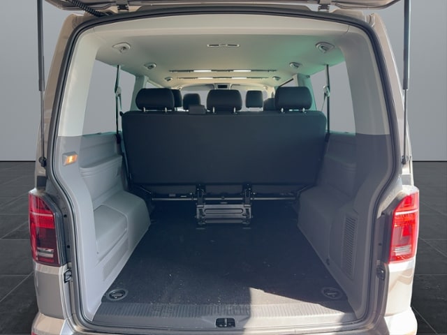 Volkswagen T6.1 Caravelle larger