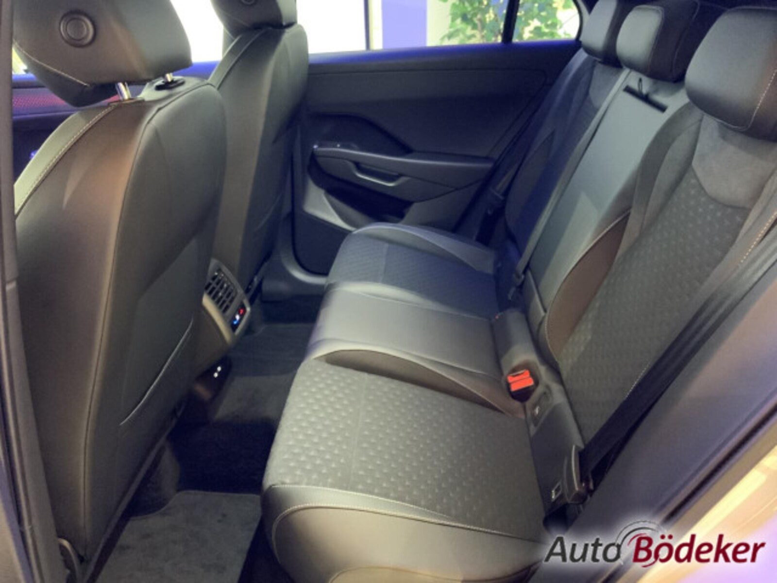 Volkswagen T-Roc – Bild 11