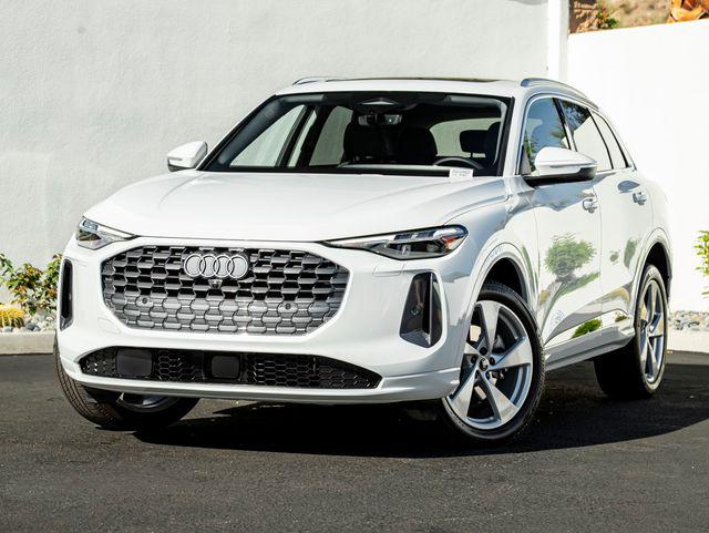 2025 Audi Q5 40 Premium Plus's photo