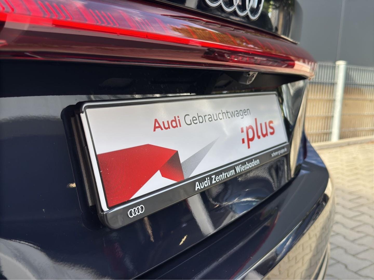 Bild über Audi A5 Avant TDI 150 kW S tronic - für weitere Informationen kontaktieren Sie den Audi Partner