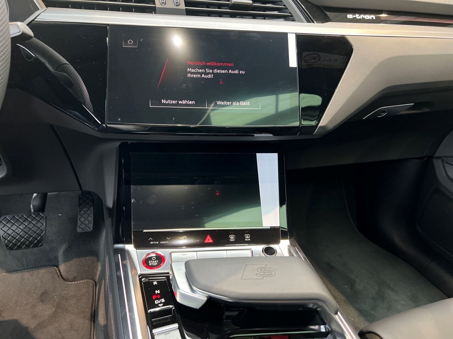 Image about Audi e-tron S Sportback S e-tron quattro