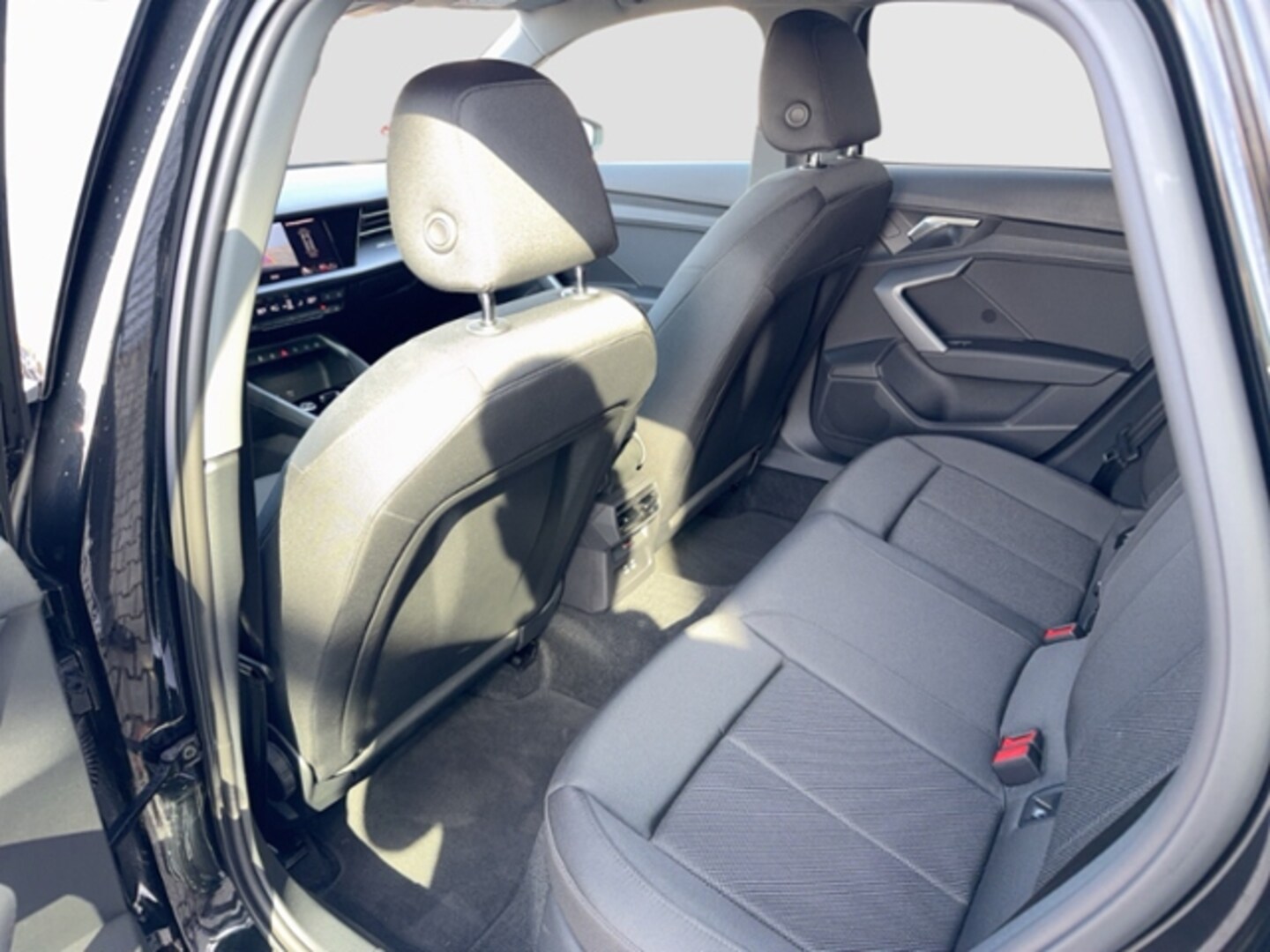 Bild über Audi A3 Sportback advanced 35 TFSI S tronic - für weitere Informationen kontaktieren Sie den Audi Partner