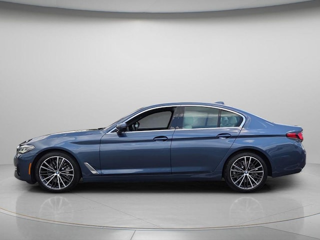 2023 BMW 530