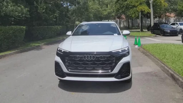 2026 Audi Q8
