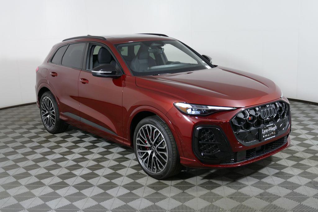 2026 Audi SQ5 Premium Plus quattro's photo