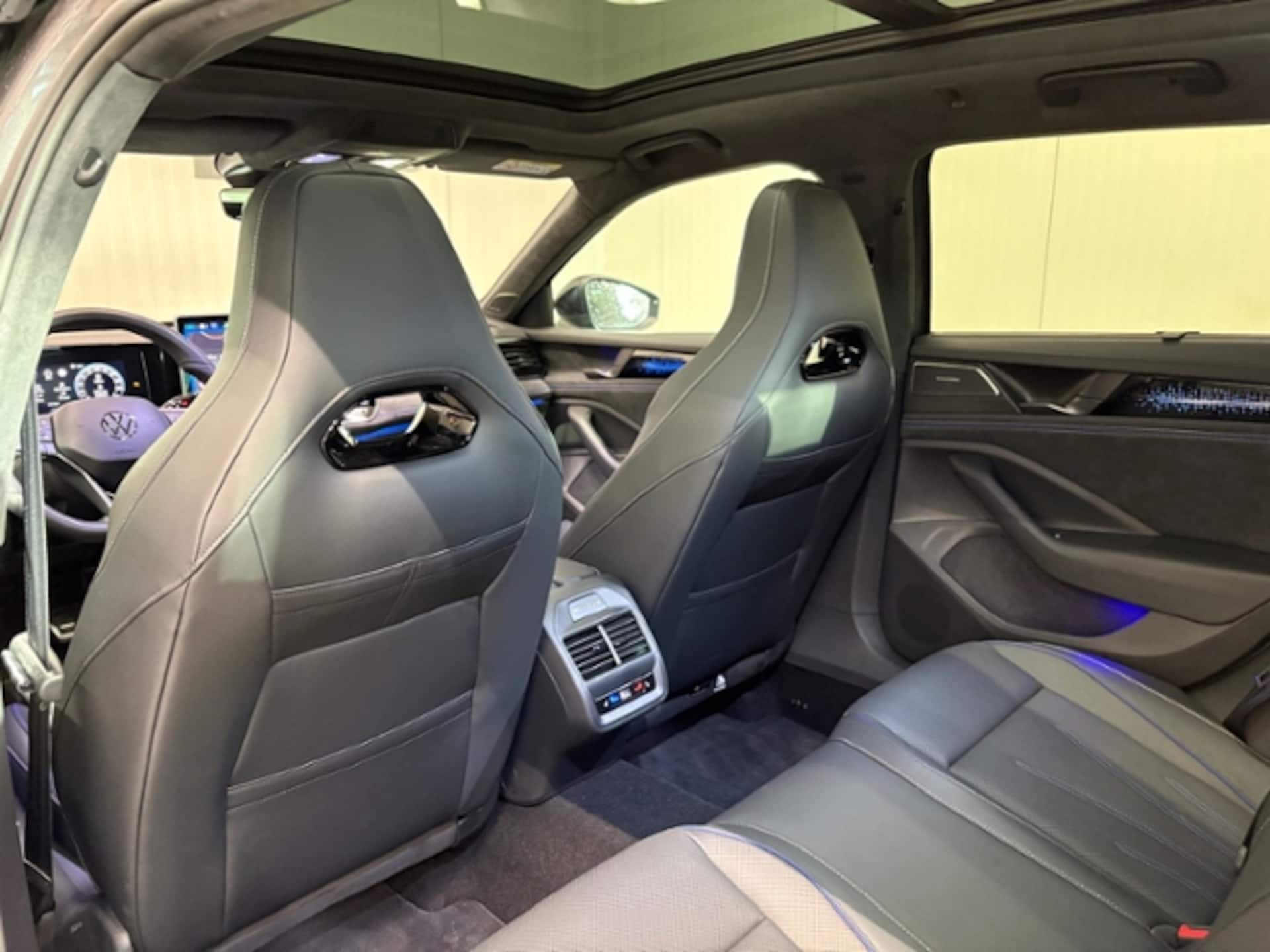 Volkswagen Passat R-Line