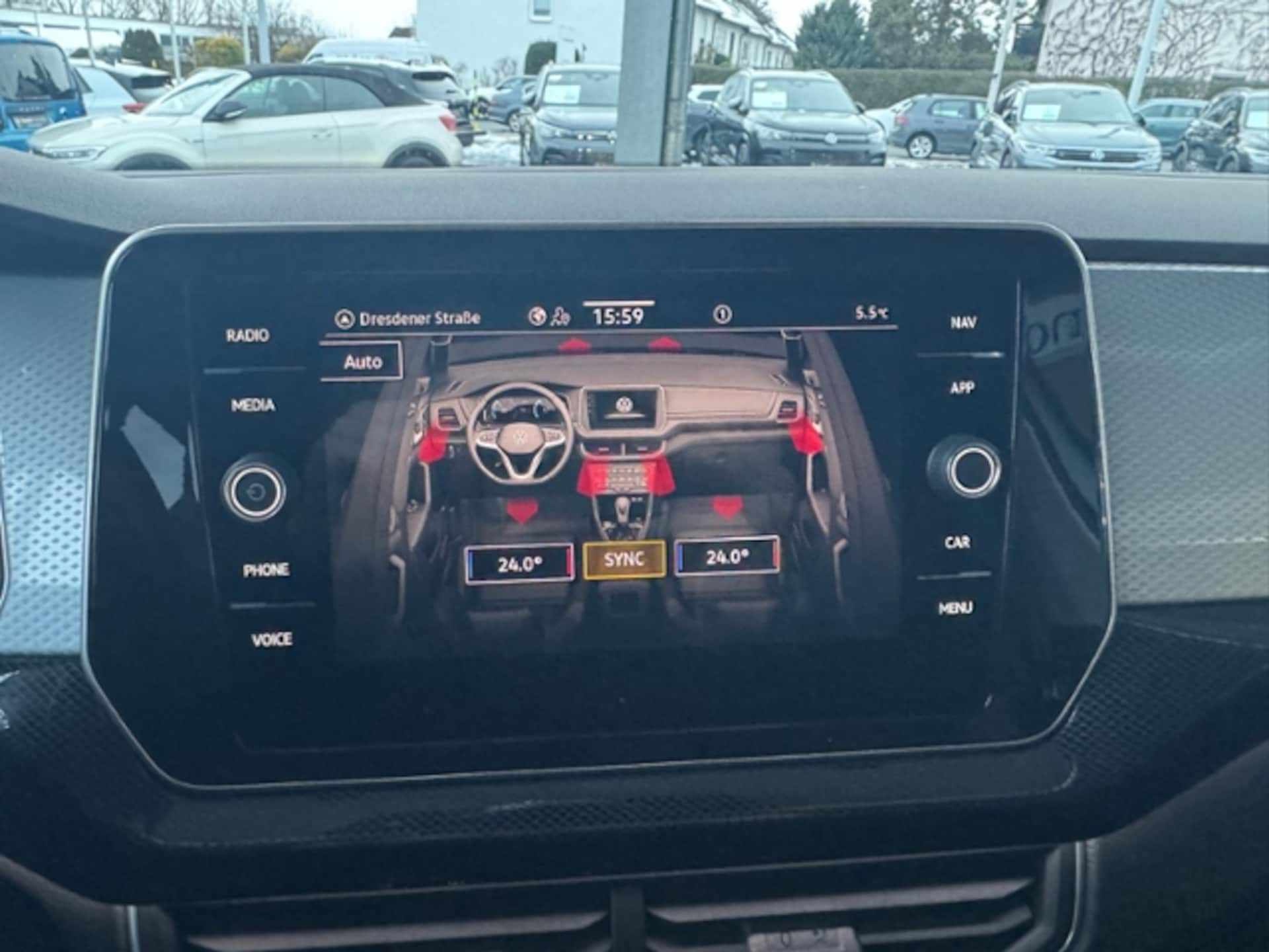 Volkswagen T-Cross Life