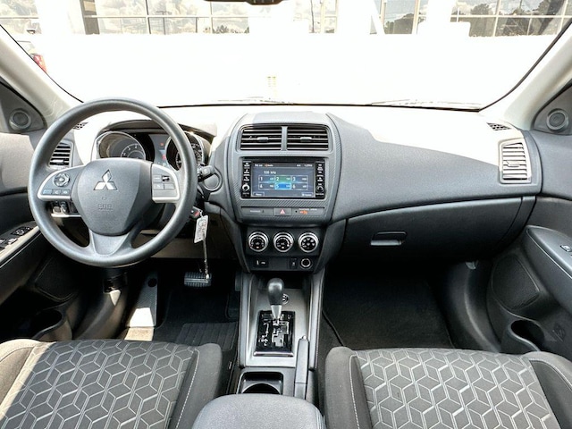 2024 Mitsubishi