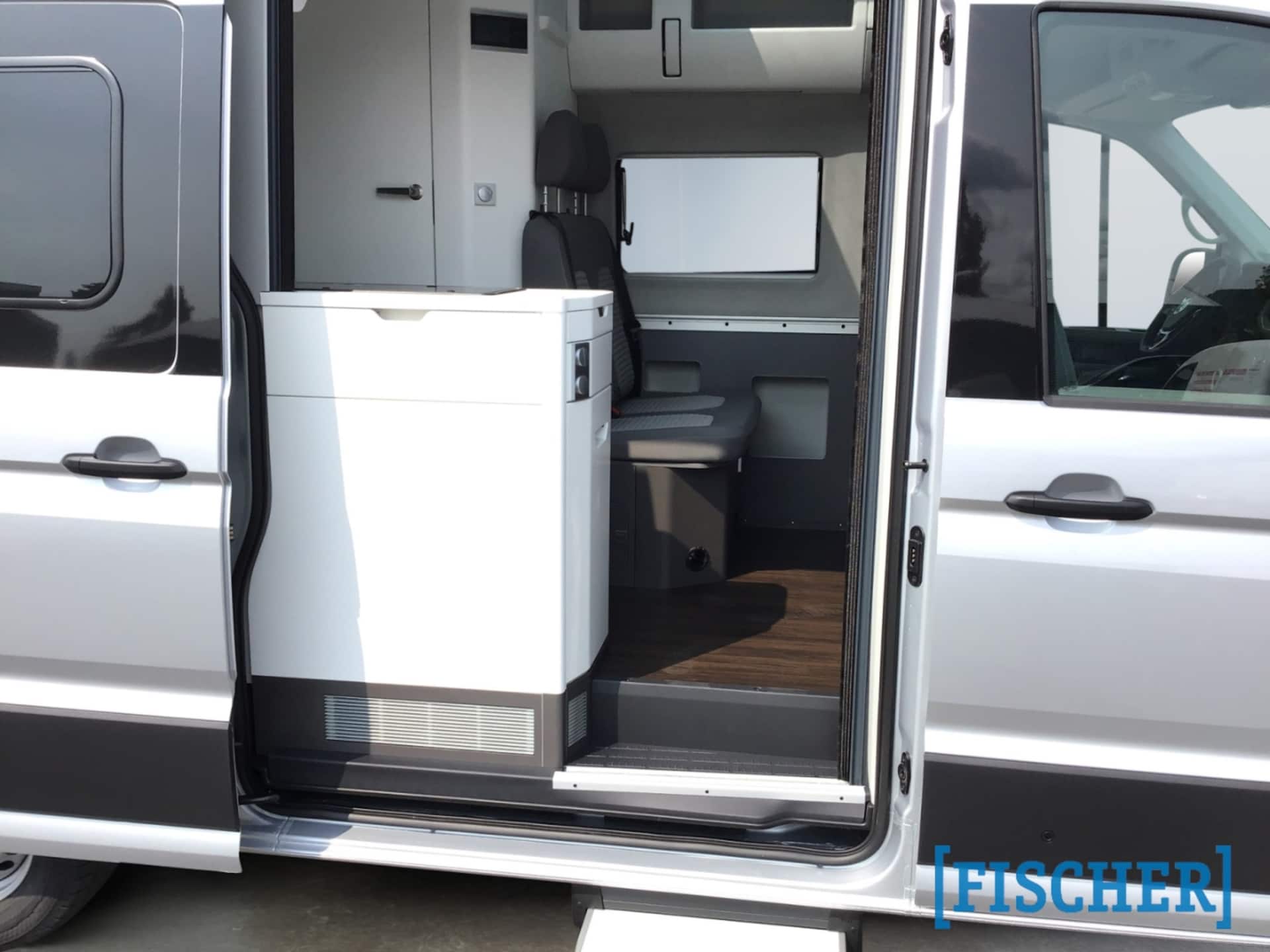 Volkswagen Grand California 600