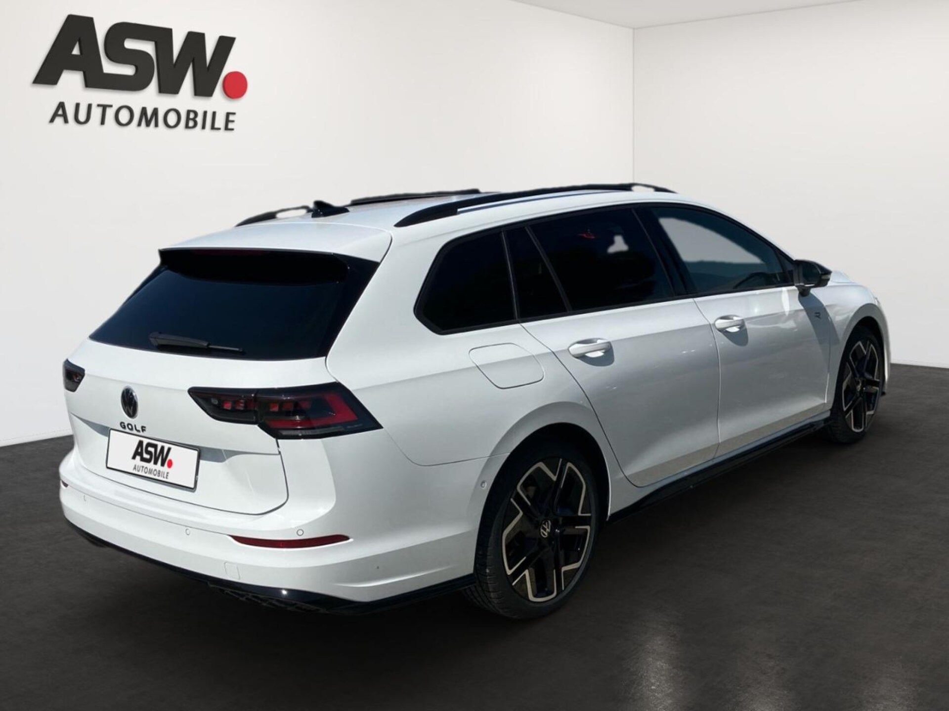 Volkswagen Golf Variant R-Line