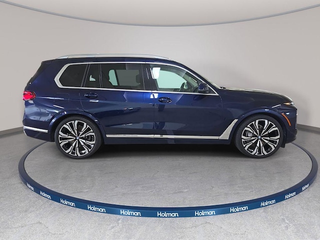 2025 BMW X7