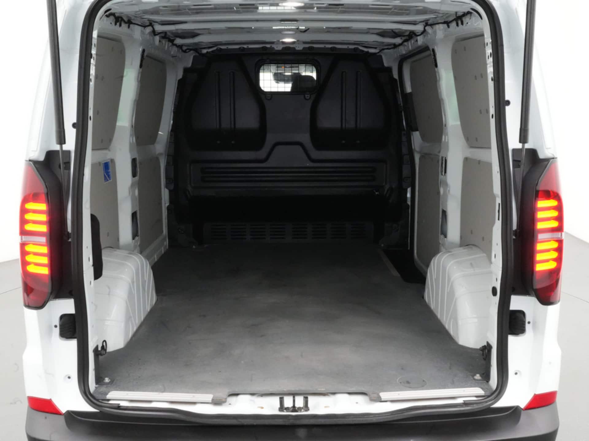 Volkswagen Transporter Kasten kurzer Radstand