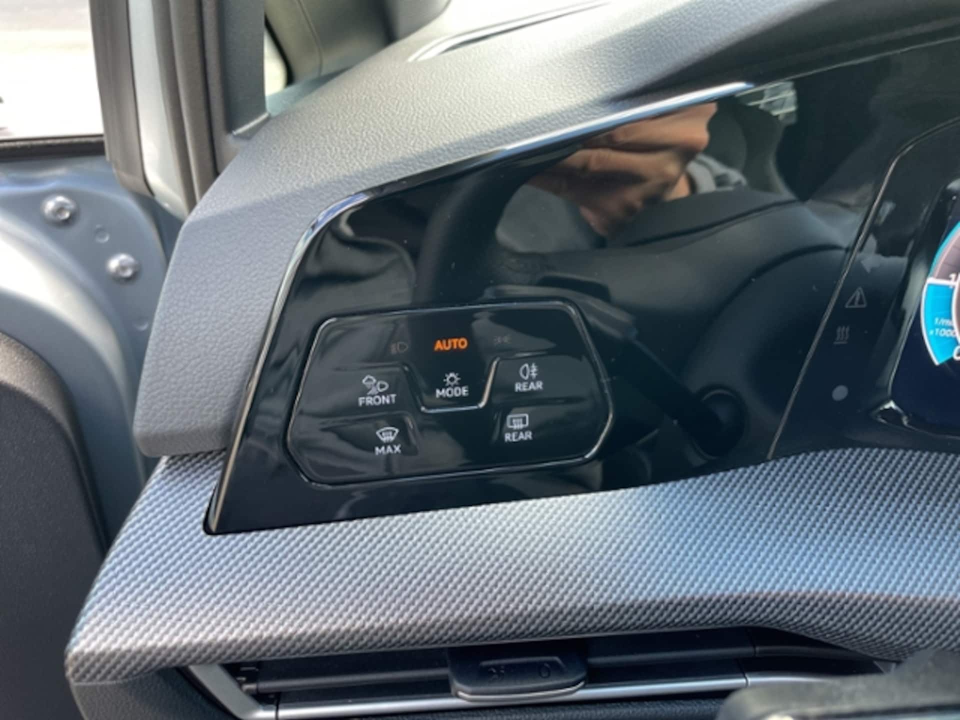 Volkswagen Golf Variant R-Line