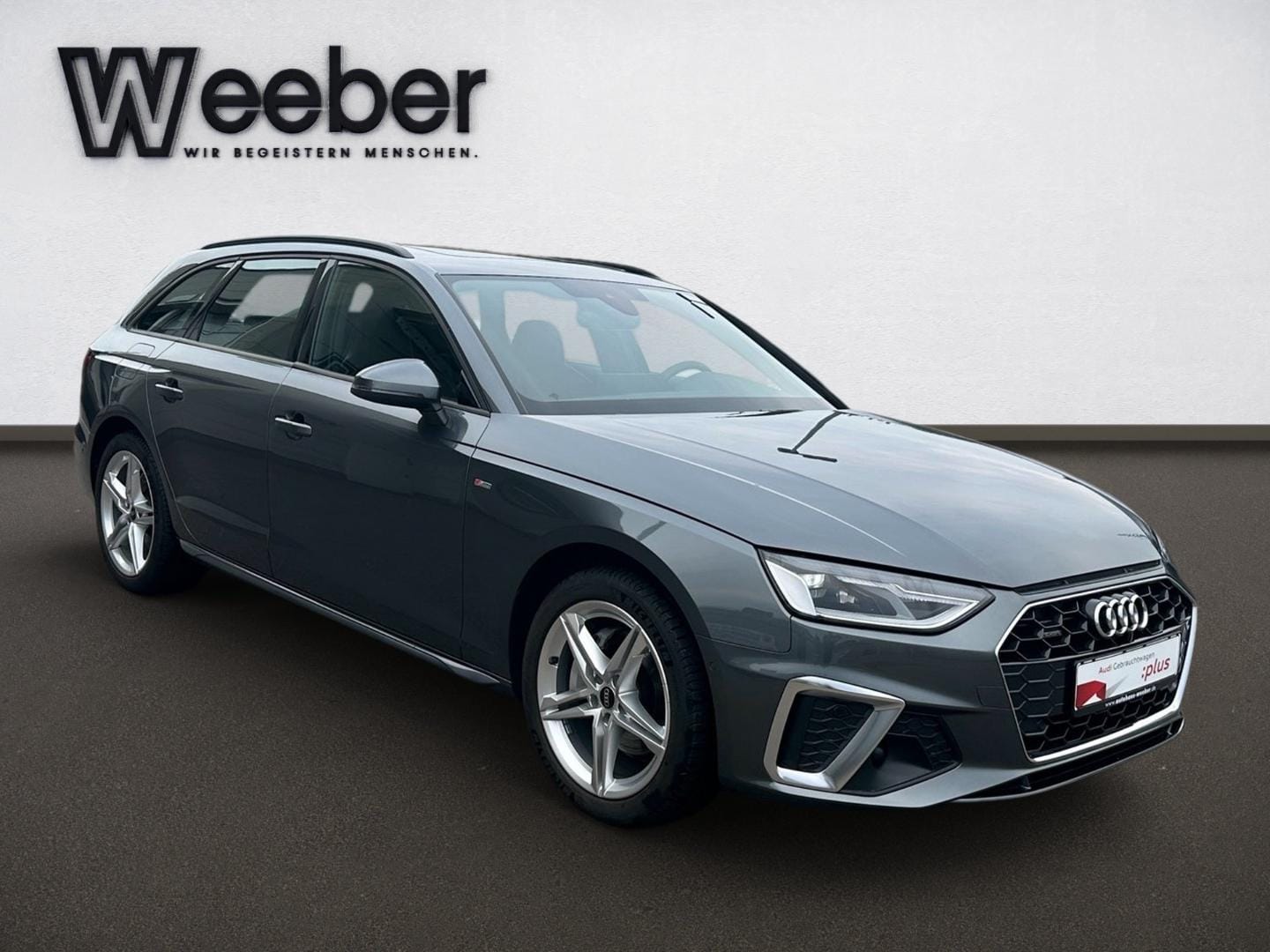Bild über Audi A4 Avant S line 40 TDI quattro S tronic - für weitere Informationen kontaktieren Sie den Audi Partner