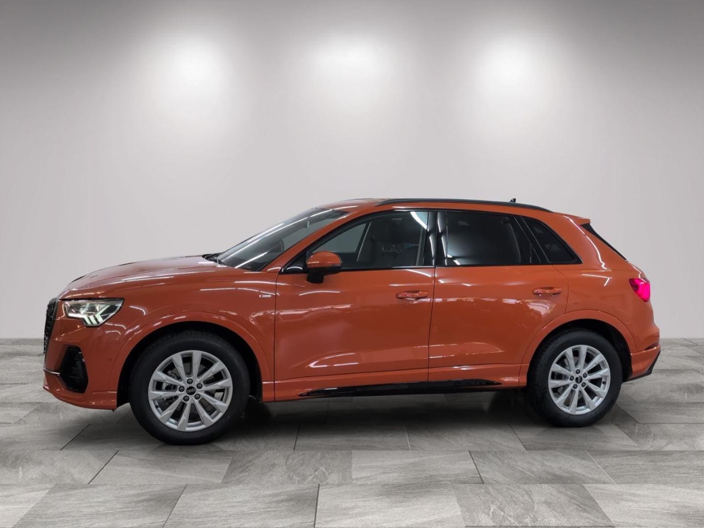 Bild über Audi Q3 TFSI 110 kW S tronic - für weitere Informationen kontaktieren Sie den Audi Partner