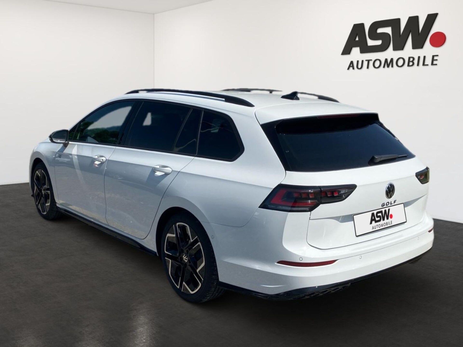 Volkswagen Golf Variant R-Line