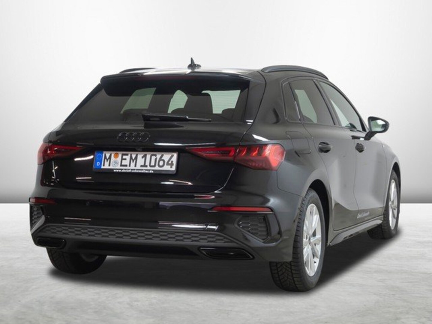 Bild über Audi A3 Sportback S line 35 TFSI S tronic - für weitere Informationen kontaktieren Sie den Audi Partner