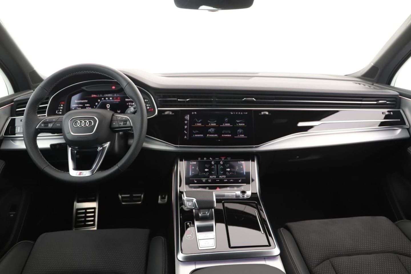 Bild über Audi SQ7 SUV TFSI quattro 373 kW tiptronic - für weitere Informationen kontaktieren Sie den Audi Partner