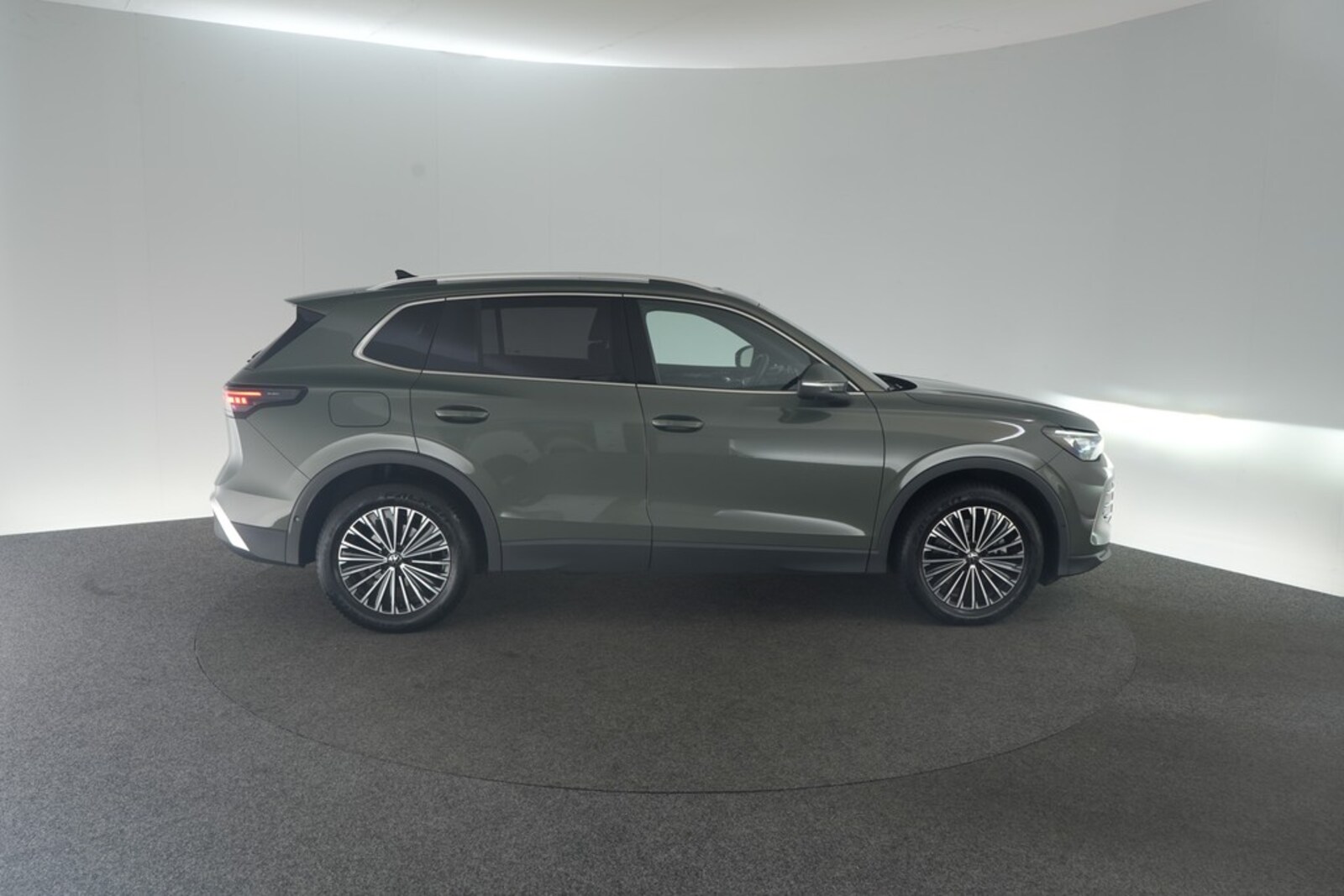 Volkswagen Tiguan – Bild 7