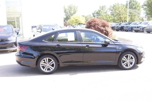 Used 2021 Volkswagen Jetta R-Line with VIN 3VWC57BU0MM094372 for sale in Meridian charter Township, MI