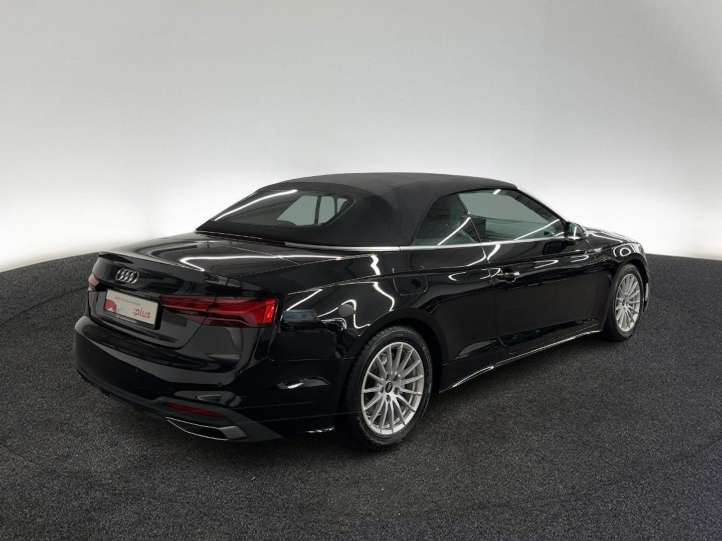 Bild über Audi A5 Cabriolet 35 TFSI S tronic - für weitere Informationen kontaktieren Sie den Audi Partner
