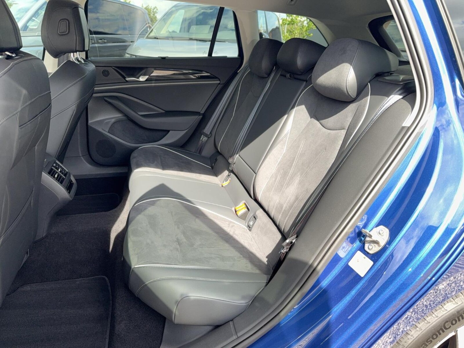 Volkswagen Passat – Bild 13